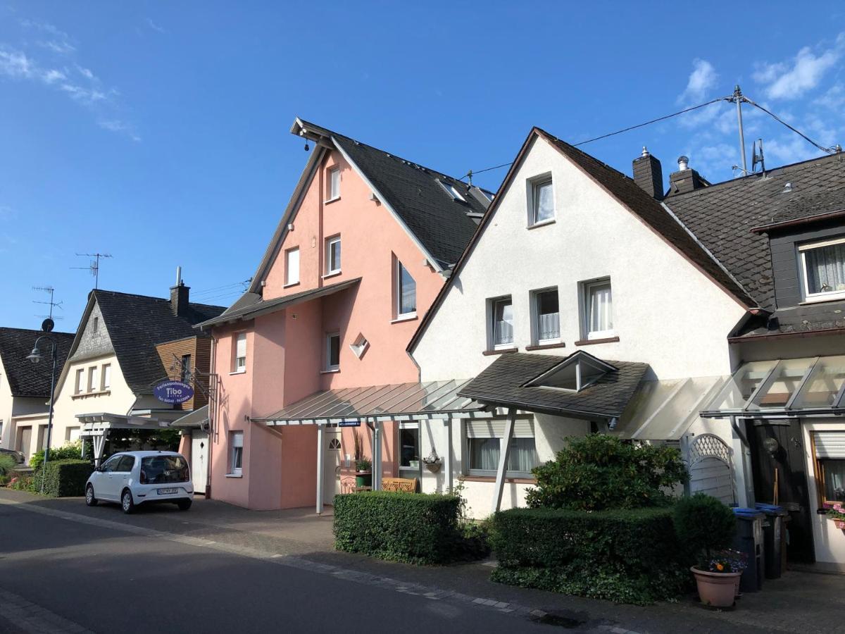 Ferienhaus Bullay Exterior photo